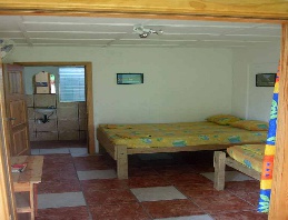 Dreierzimmer mit Klimaanlage Dreierzimmer mit Klimaanlage